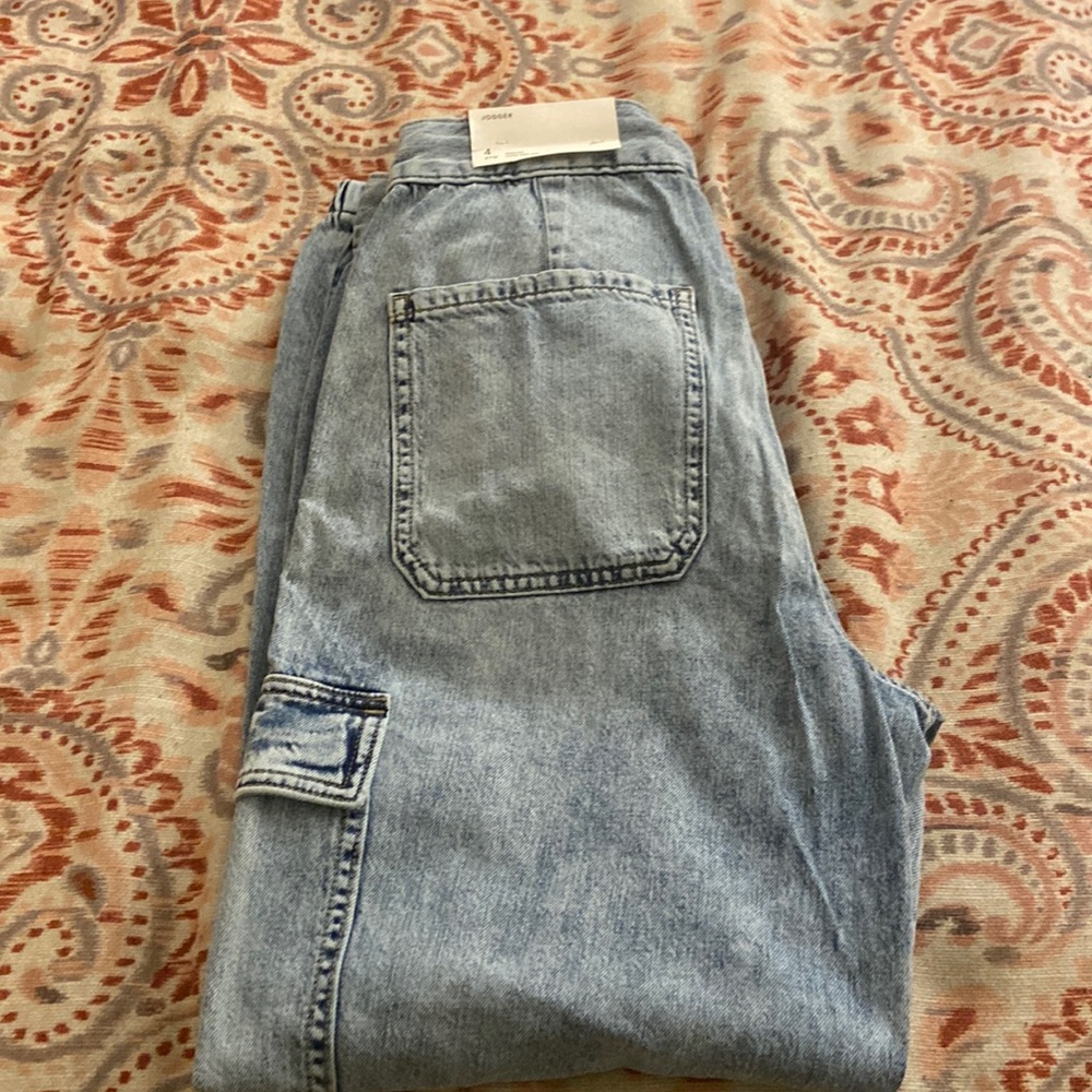 New Women American Eagle jeans